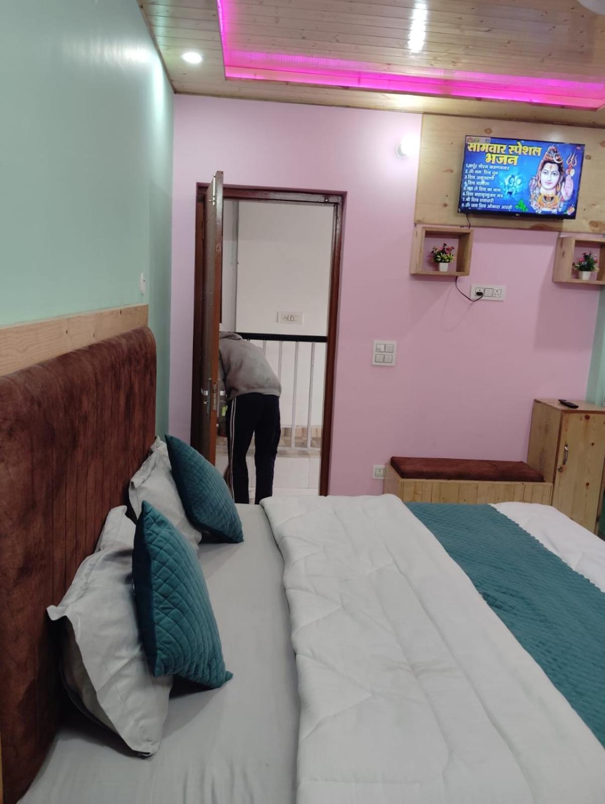 Jbk Hotel Mussoorie- Near Jw Marriott Hotel Exteriér fotografie